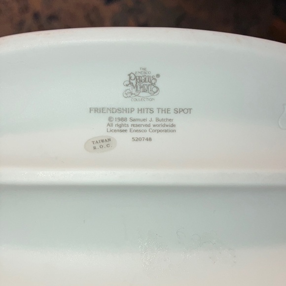 Charming vintage Precious Moments Figurine Set - Picture 2 of 3